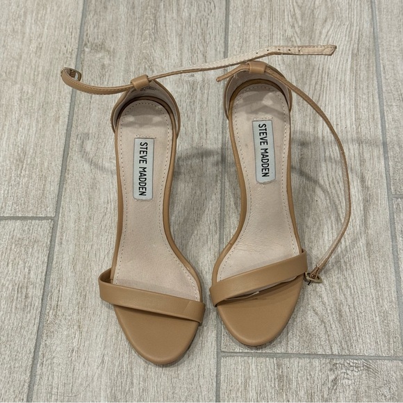 Steve Madden Heels - Picture 1 of 6